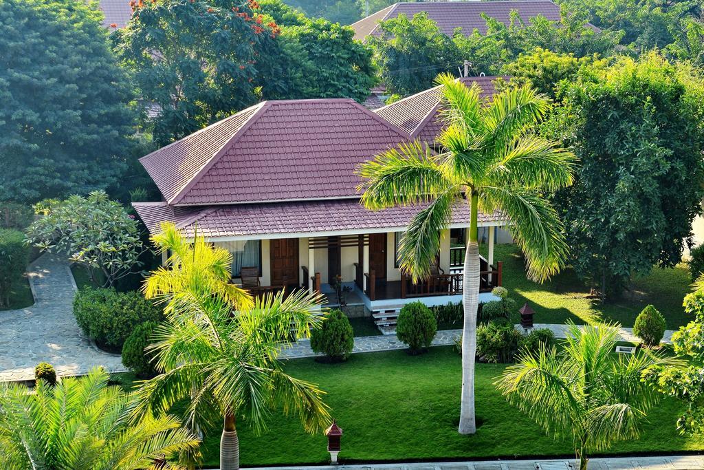 Win Unity Resort Hotel Monywa Extérieur photo
