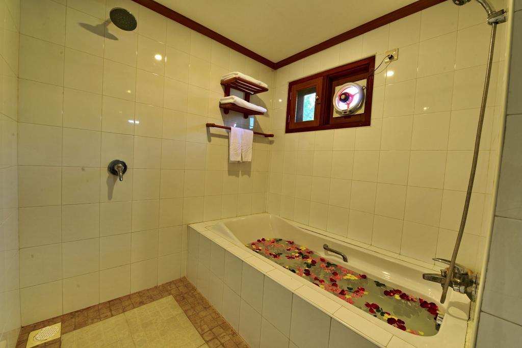Win Unity Resort Hotel Monywa Chambre photo